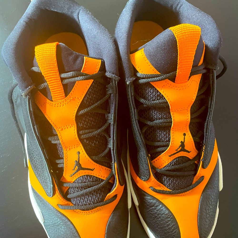 Nike Jordans Jumpman